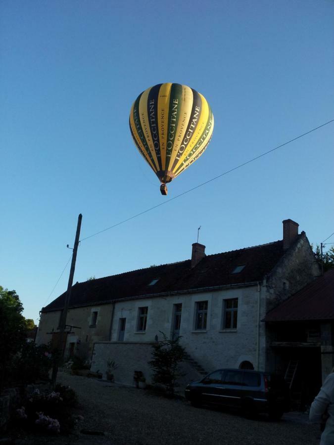 Le Moulin Du Bourg Hotel Epeigne-les-Bois Bagian luar foto